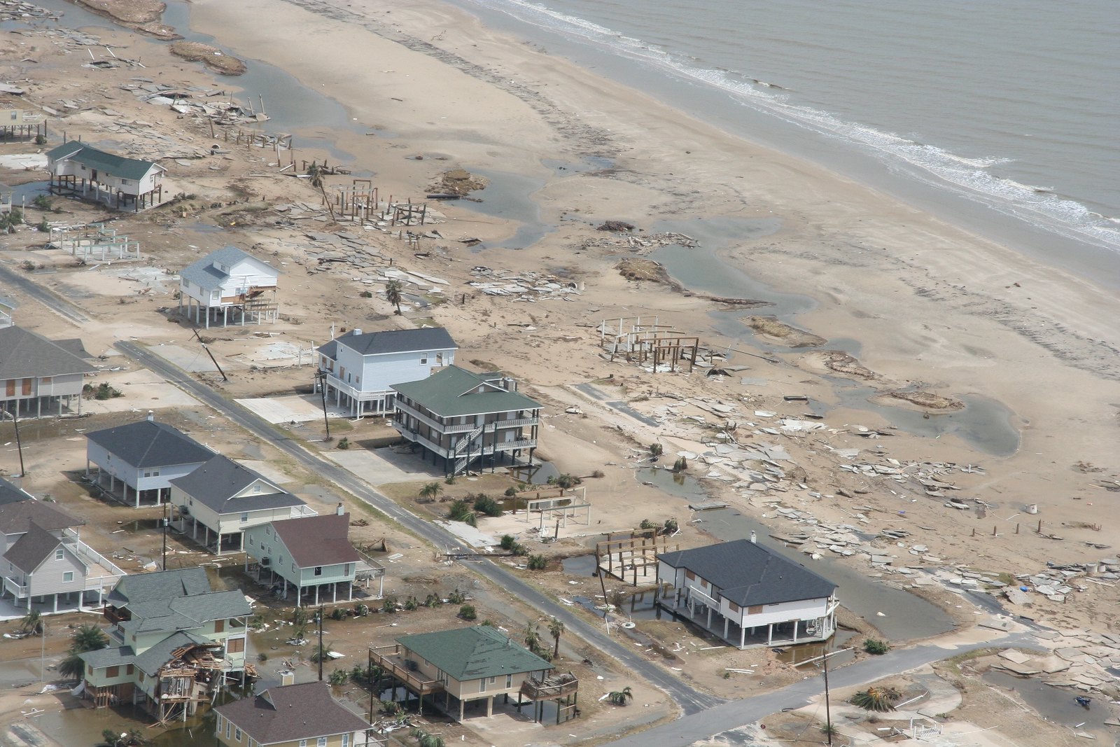 Storm surge damage caused by Hurricane Ike U.S. Climate Resilience